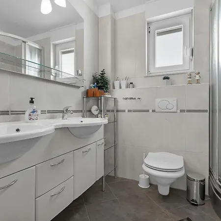 T&t Appartement Makarska